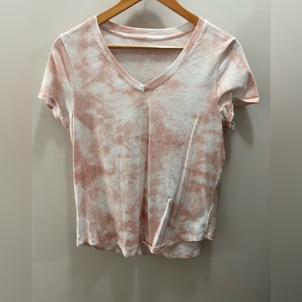 Cute tye die shirt